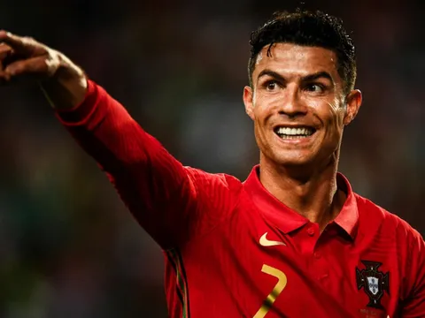 Ronaldo sắp lập thêm kỷ lục