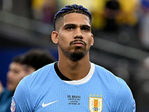 Sao Barca bị cấm thi đấu quốc tế vì hành vi bạo lực