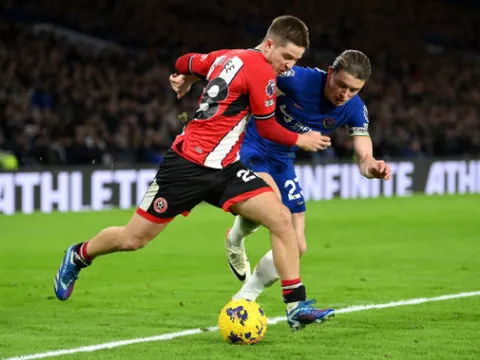 Thắng lợi, Pochettino chốt tương lai Gallagher