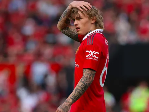 Cầu thủ thứ 2 rời Man Utd sau Van de Beek