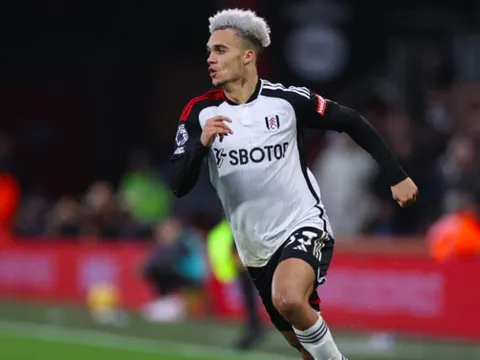 Thay Robertson, Liverpool chốt ký 'hàng thải' từ Everton