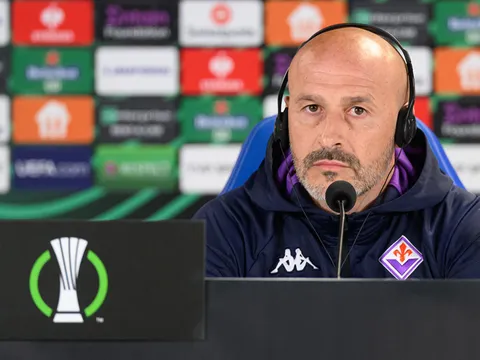 Chiếc cúp Conference League sẽ là màn chia tay đẹp của Italiano