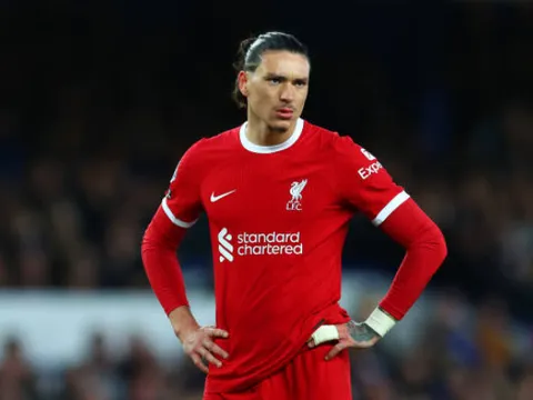 Barca gây bất ngờ với Nunez