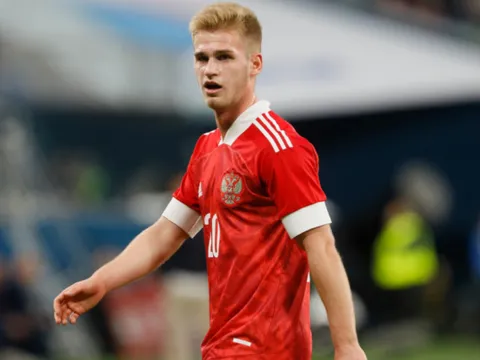 Chelsea, Man City tranh thần đồng nước Nga