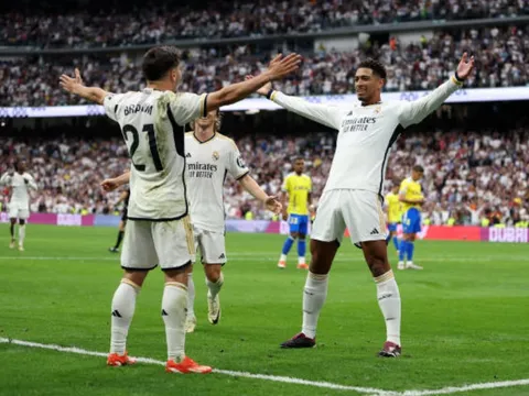 Siêu phẩm nã đại bác, Real tiến gần đến ngôi vương La Liga