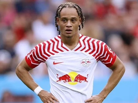 Xavi Simons báo tin buồn cho PSG