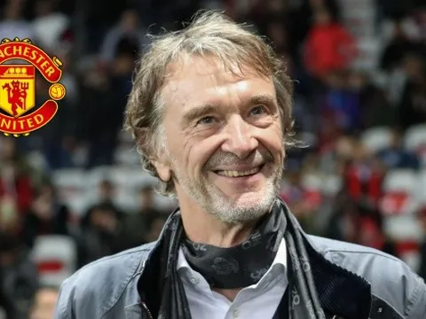 Sir Jim đến, Antony phải ra đi