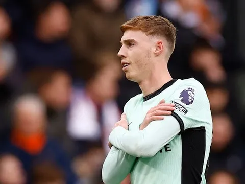 Lập cú đúp, Cole Palmer chạm cột mốc không tưởng mùa này