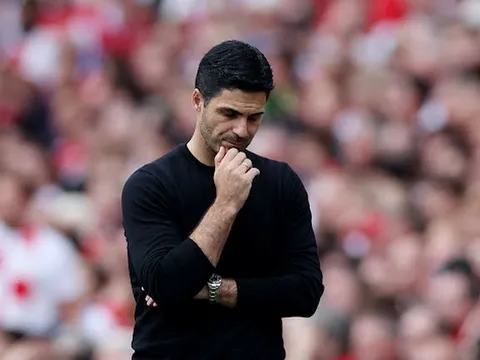 Micah Richard nêu 2 thương vụ Arsenal cần để vô địch