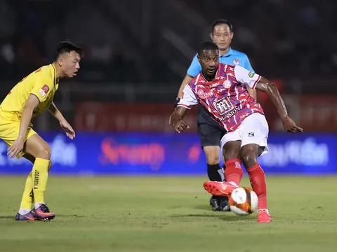 Sếp bự CLB Thanh Hóa: 'Trọng tài dùng trò mèo để xơi CLB Thanh Hóa'