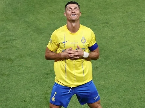 Thi đấu rực cháy, Ronaldo có ngay động thái