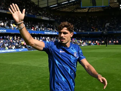 "Tôi rất phấn khích vì Pedro Neto"