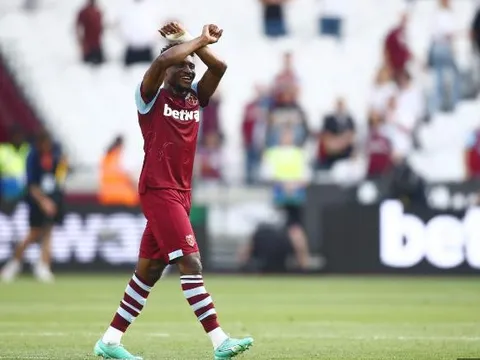 Top 10 cầu thủ rê bóng hay nhất Premier League 2023-24: Doku, Sterling…