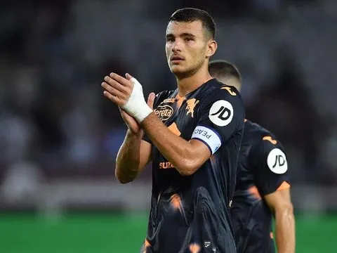 Tottenham vượt mặt Arsenal, Chelsea ở thương vụ Buongiorno