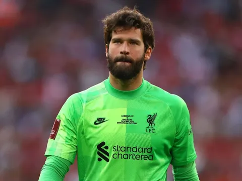 Trụ cột chỉ ra 2 vấn đề của Liverpool