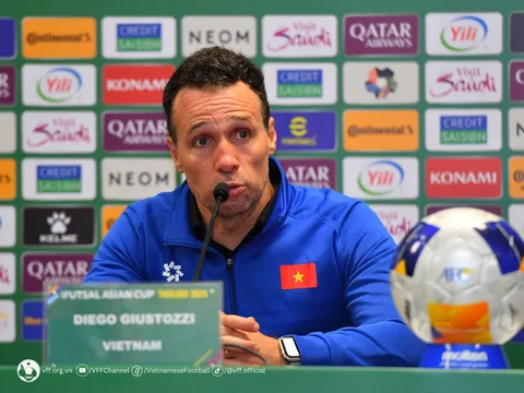 VFF gia hạn HLV Diego Giustozzi, Các ngôi sao Brazil thắng Việt Nam 7-1