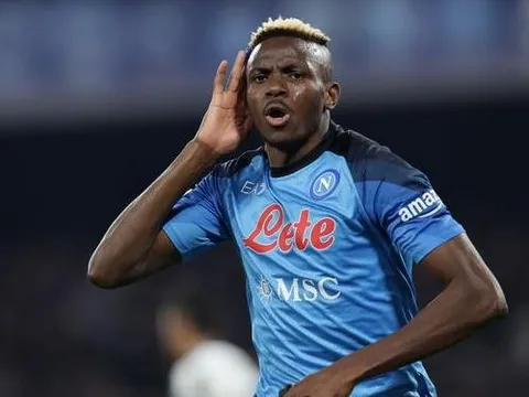 Victor Osimhen như xác nhận sẽ đến Chelsea