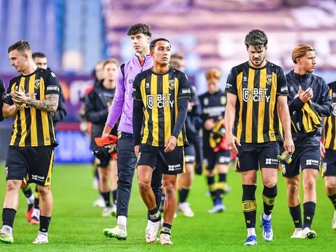 CHÍNH THỨC! Án phạt quá nặng, CLB châu Âu bị trừ 18 điểm