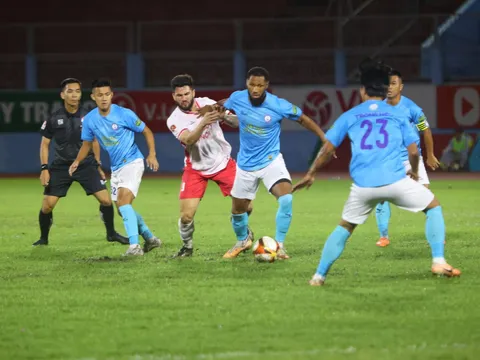 Vừa thắng CAHN, HLV thừa nhận bị mất ngủ