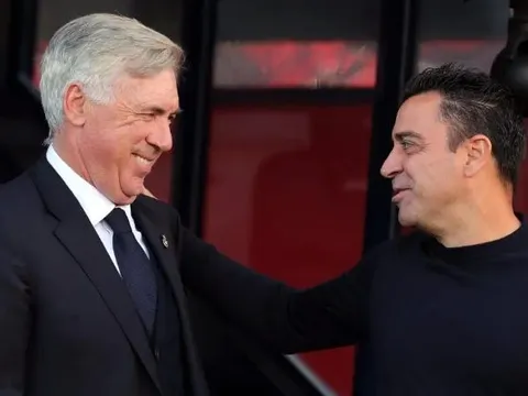 Xavi: "Barcelona phải cạnh tranh với đội bóng siêu hạng"