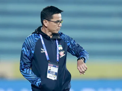 HLV HAGL: "Thua 3 bàn vẫn còn may cho chúng tôi"