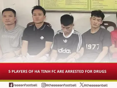 “Điều gì đang xảy ra với bóng đá Việt Nam vậy?”