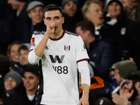 Chelsea có quyết định dành cho Palhinha, Arsenal mừng húm