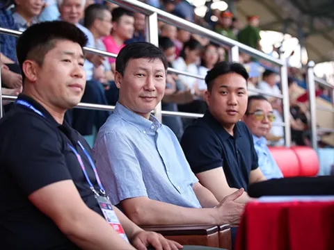 Chuyên gia chỉ thẳng nhiệm vụ đầu tiên của HLV Kim Sang-sik