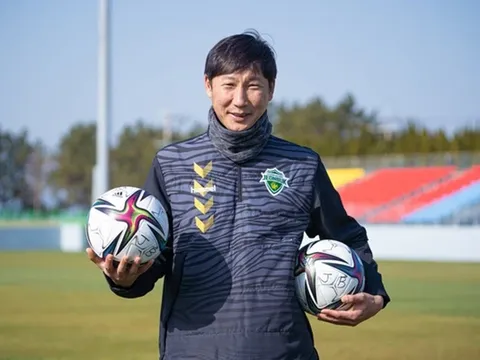 Báo Trung Quốc lên tiếng về màn "lật kèo" ở ĐT Việt Nam