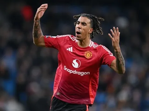 Man Utd, Liverpool thất thế trong thương vụ "Saliba mới"