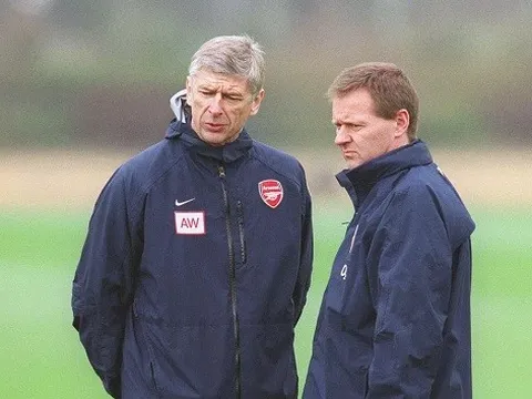 Choáng! Arsenal bán cầu thủ bị thoái hóa đầu gối giá 25 triệu