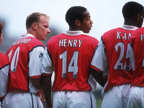 ĐH Arsenal xuất sắc nhất mọi thời đại của ChatGPT