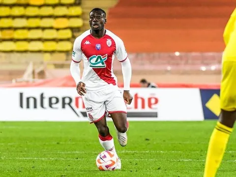 Rất nhanh chóng, Arsenal chốt cái tên thay Declan Rice