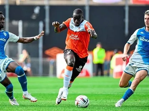 Benjamin Mendy tái xuất sân cỏ sau hơn 2 năm kiện tụng