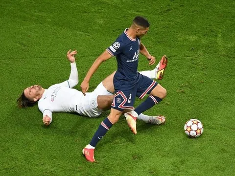 Đội hình tiêu biểu Champions League tuần: Cơn ác mộng 100 triệu; Mũi tên bạc Chiesa