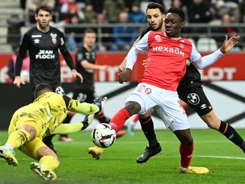 Cú hat-trick chứng minh tầm nhìn thiên tài của Arteta