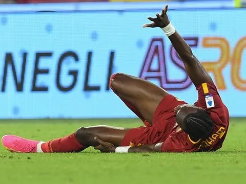 Tammy Abraham chấn thương kinh hoàng, nghỉ đến hết năm