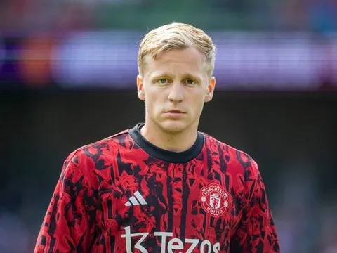 "Chúng ta có thể đã xem trận đấu cuối cùng của Van de Beek"
