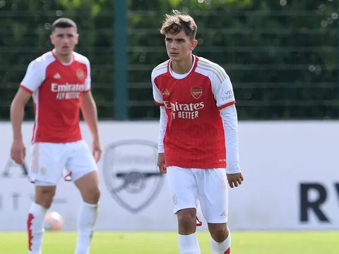 Jack Wilshere gây sốc khi gọi sao 13 tuổi lên đội U18 Arsenal