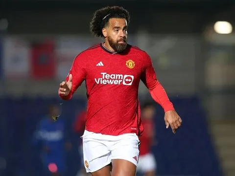 Cầu thủ bị lãng quên ghi bàn giúp U21 M.U thắng derby Manchester