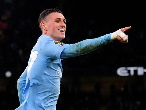 Vì sao Foden dự bị khi Man City hạ Palace?