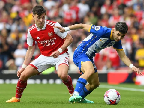 Sai lầm của Arsenal trên TTCN mùa Hè