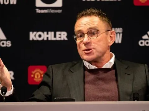 Siêu máy tính dự đoán đội vô địch Premier League, vị trí của Man United