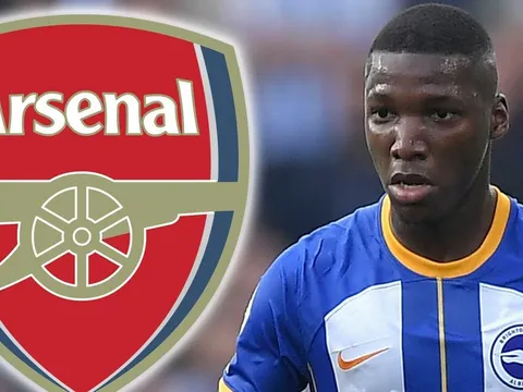 Brighton bị chỉ trích lố bịch ở thương vụ Caicedo