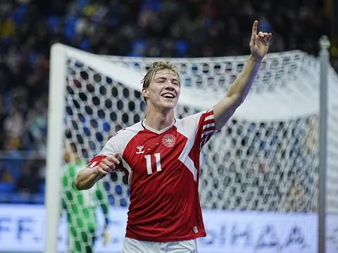 Chưa yên tâm Hojlund, Man Utd mang về một tiền đạo đẳng cấp khác