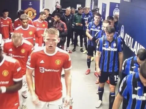 Video trong đường hầm cho thấy Solskjaer đã có một thủ lĩnh mới