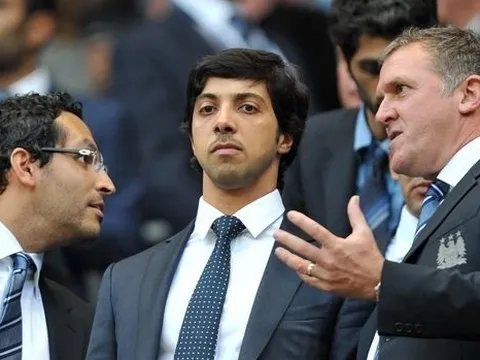Ông chủ Ả Rập đến Istanbul xem Man City sau 13 năm