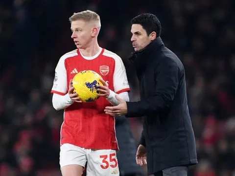 Zinchenko sẵn sàng “tuyên chiến” với Timber