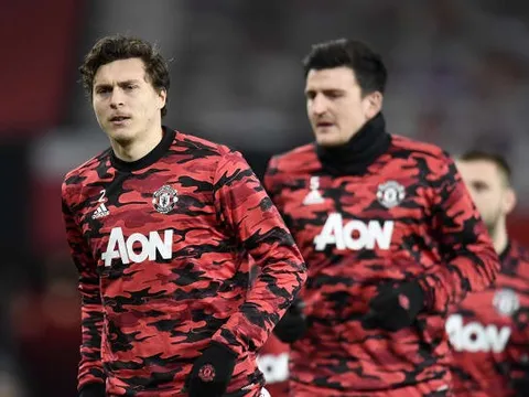 Cầu thủ bị lãng quên có thể thay đổi kế hoạch chuyển nhượng của Ten Hag