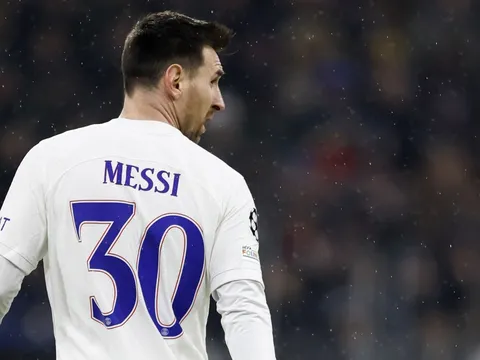 CHOÁNG! Messi chính thức được đề nghị mức lương hơn 400 triệu euro/năm
